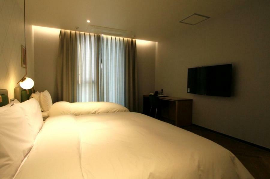 Perfect Hotel Gimhae Zewnętrze zdjęcie